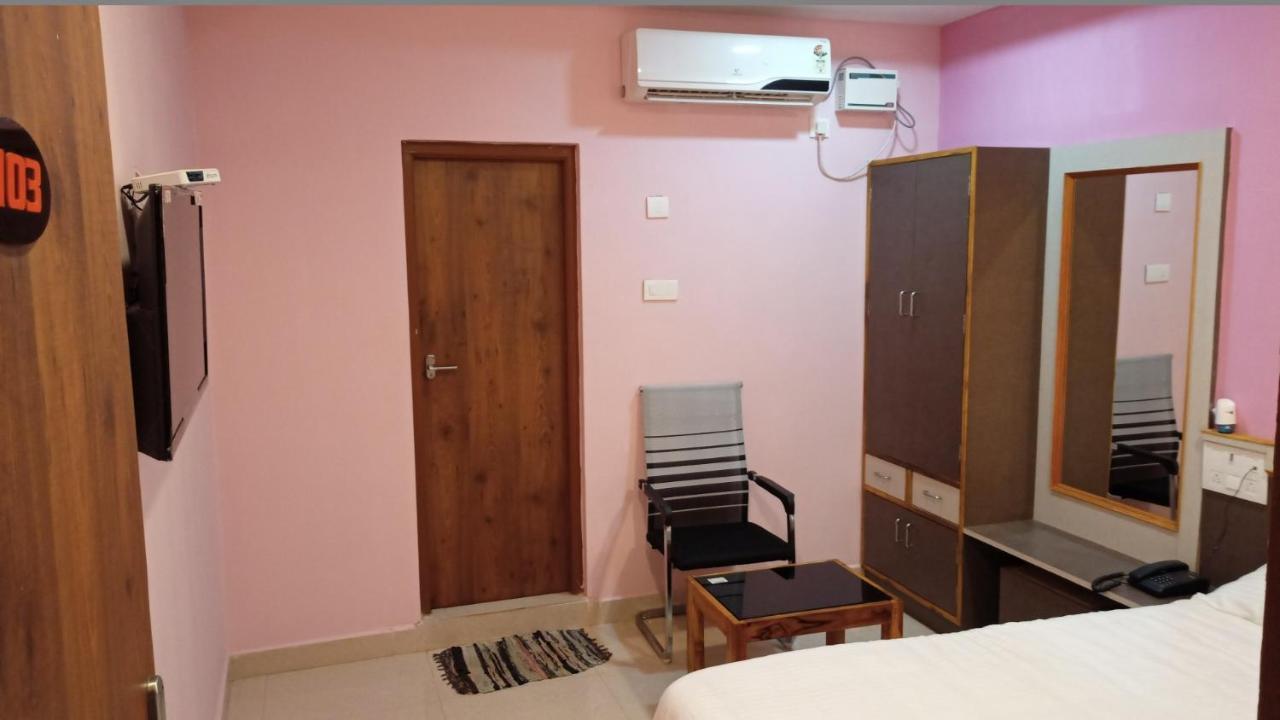 Aarthi Residency Ξενοδοχείο Karaikkudi Εξωτερικό φωτογραφία