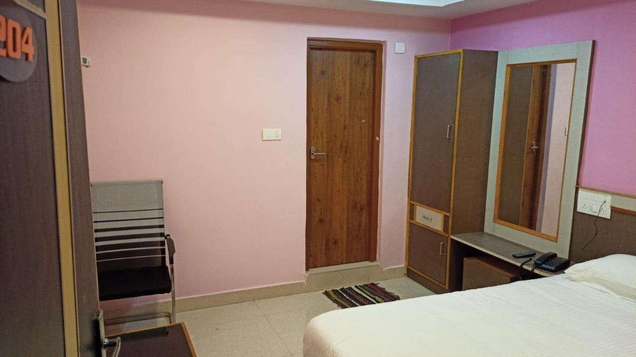 Aarthi Residency Ξενοδοχείο Karaikkudi Εξωτερικό φωτογραφία